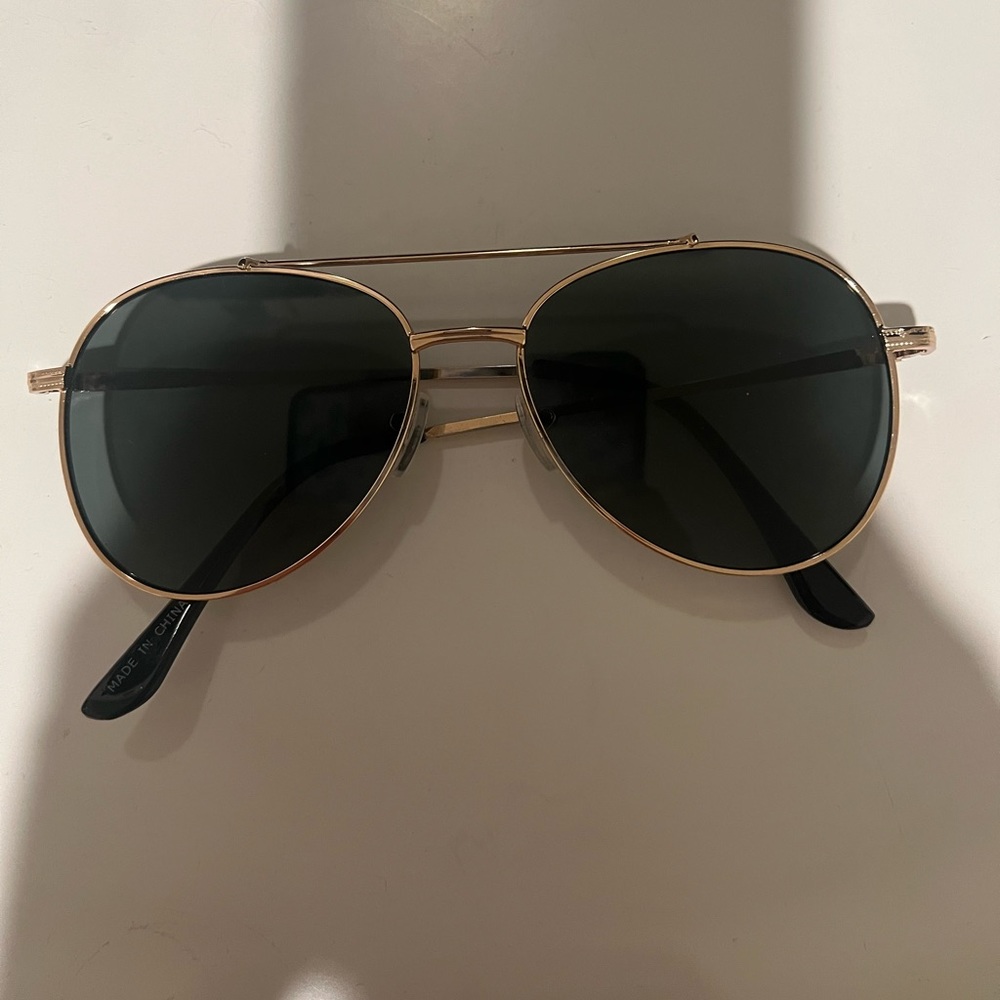 Tilly’s Sunglasses